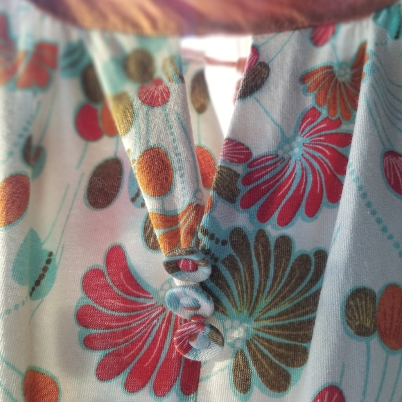 Beach Dress - Picture 3 of 5